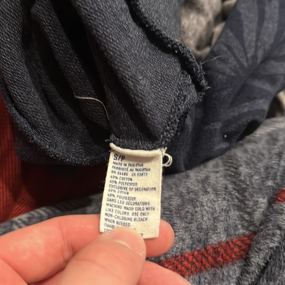 American Eagle long sleeve size small men’s - Picture 10 of 10